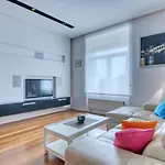 Light In Apartamento