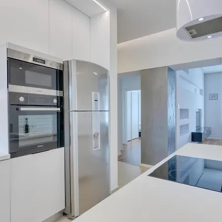 Light In Apartment Pula